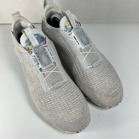 Nike Air VaporMax 2020 Flyknit Summit White Running Shoes CJ6741-100; Women’s 11 - Picture 6 of 16